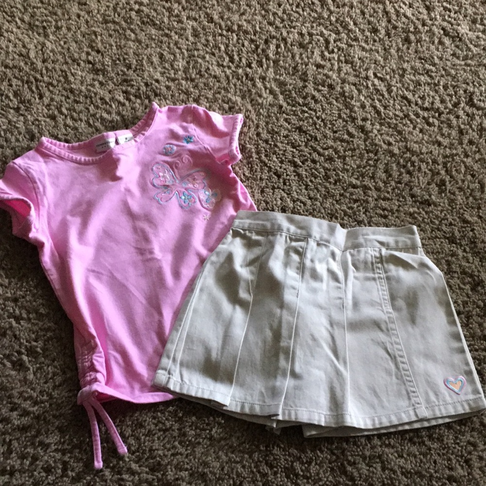 2 piece Vintage Covington pink top 5/6 & beige skort 5